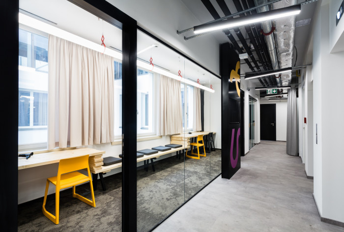 HUBHUB v Praze od studia Reaktor