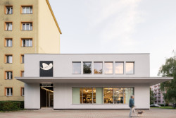 Přestavba budovy na sídlo firmy Raynet v Ostravě-Porubě od studia Ark