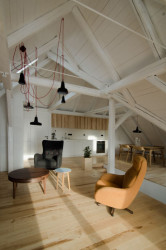 Mjölk architekti, Byt Na půdě – foto