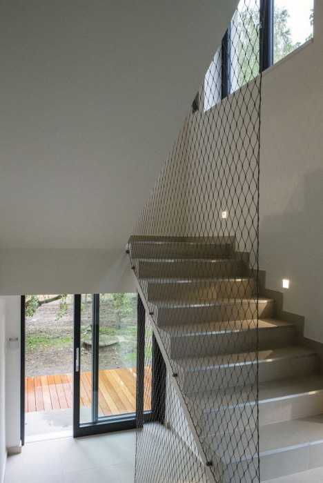 Edit!, 180° house – foto