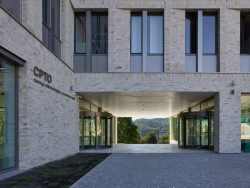 Univerzita J.E.Purkyně, Pelčák a partner architekti. Foto