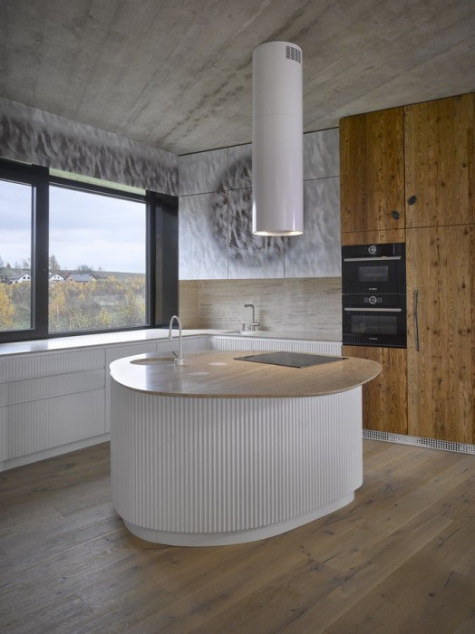 Daniela Polubědovová, Rodinný dům Srdce