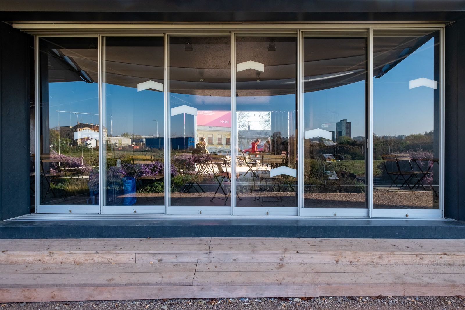 KAM, Modulární čekárna, Brno - foto