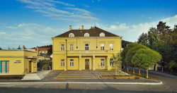 FAM Architekti, Revitalizace předprostoru Městského domu a Divadla J. Kašky – foto