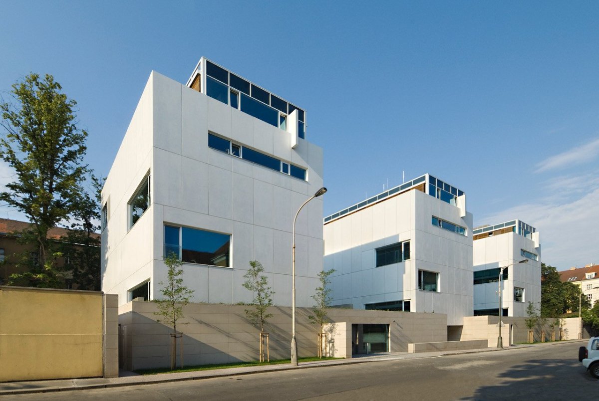 12Lofts, bytové domy v Praze - Bubenči z roku 2010.