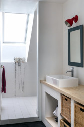 Les Pieds Vertes, j + e architekti / Benjamin Jardel, Nicolas Epaillard