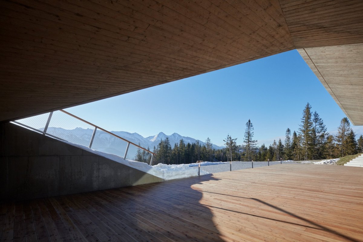 Zázemí rekreačního areálu Bachledka, Compass architekti/ Juraj Benetin, Matej Grébert, Roman Janata
