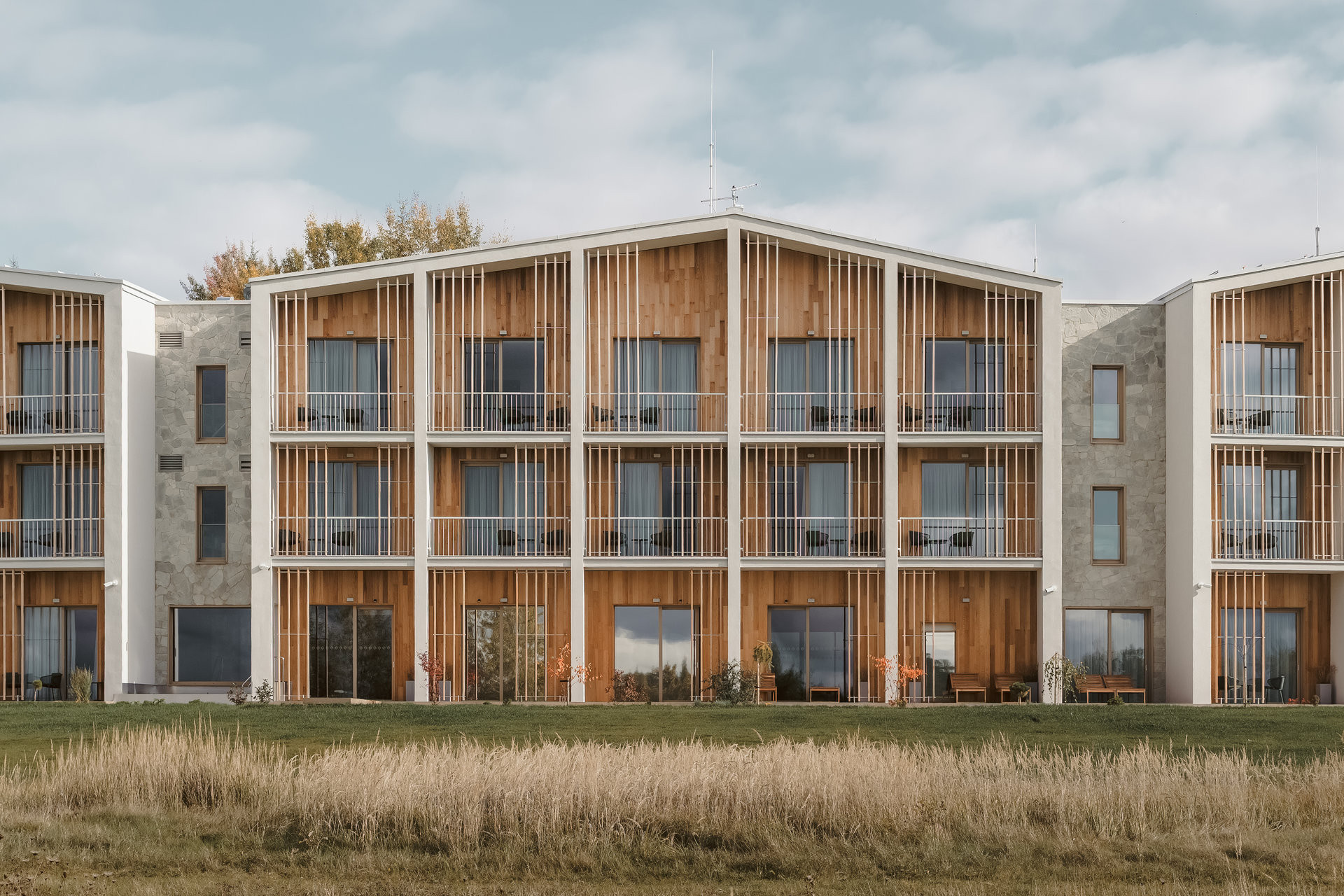 Golfový hotel v Sokolově od BekArch
