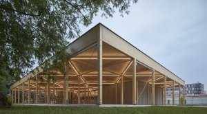 Restaurace v Českých Budějovicích od atelieru 111 architekti