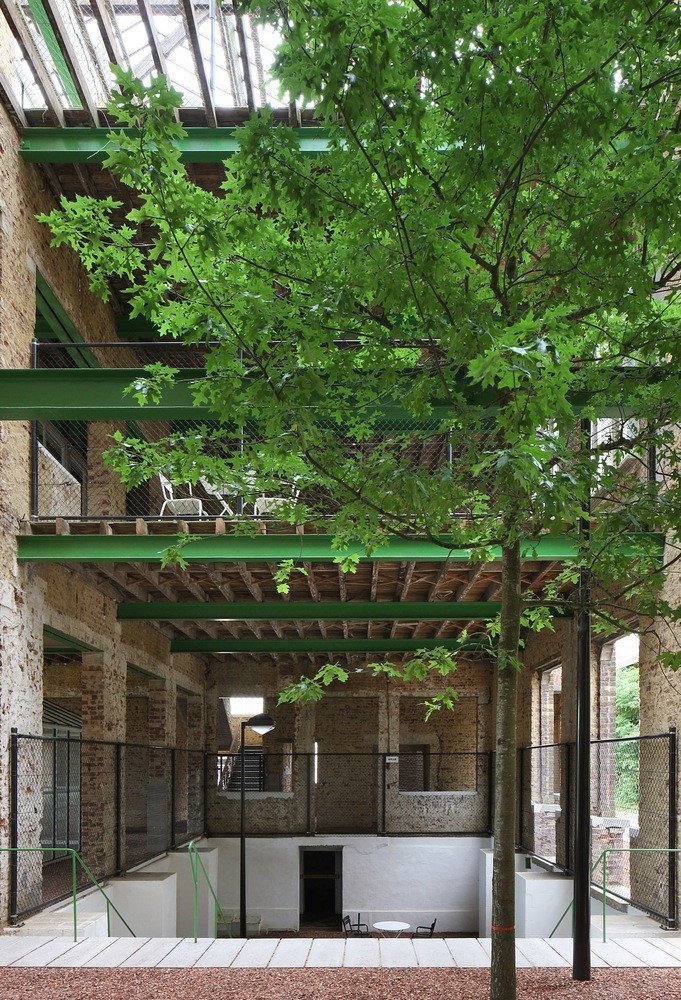 Přestavba psychiatrické léčebny PC Carritas v Belgii, Architecten de vylder vinck taillieu