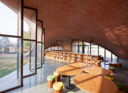 Školní knihovna ve městě Kopergaon, Sameep Padora & Associates