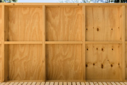 Útulňa pri Banskej Štiavnici, Ateliér HAUS / Miroslava Šestina, Tomáš Ružiak, Eva Šestina