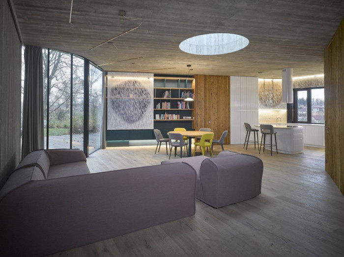 Daniela Polubědovová, Rodinný dům Srdce