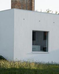 Adaptace koetelny v Ledenicích od Ateliéru 111 architekti