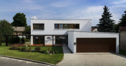 Dům ve Velkých Losenicí, Foto