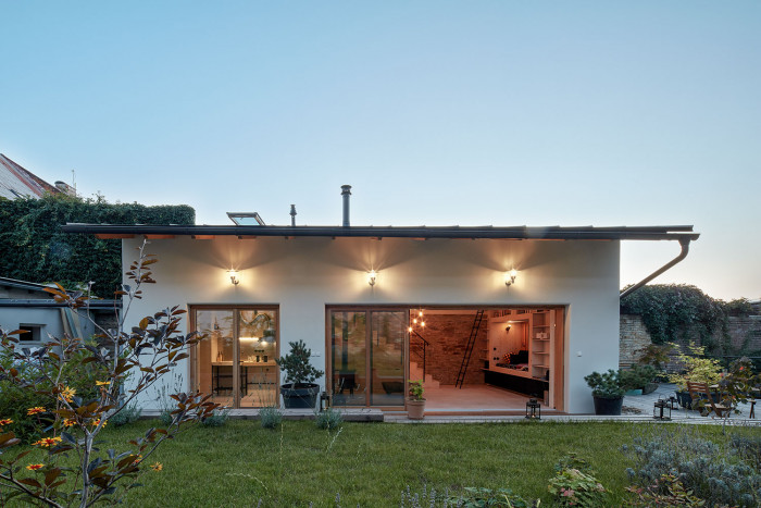 Hide in City, Martin Kožnar