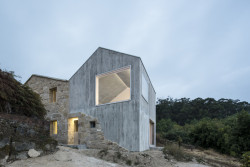 Rekonstrukce a dostavba rodinného domu v Muros, fuertes-penedo arquitectos