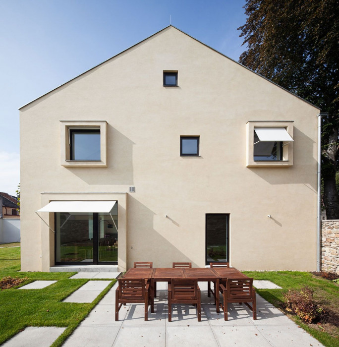 ov-a, Dům pro volný čas Sušice – foto