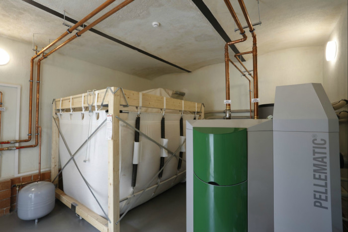 Úprava bývalé fary ve Chvalšinách na zařízení pro  pobyty osob s poruchami autistického spektra, kotelna 4DS