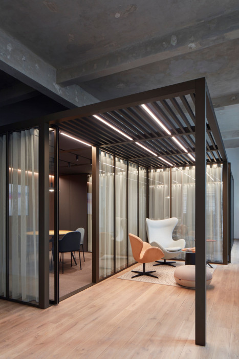 Pavilion O od značky Kettal nabízí Konsepti.