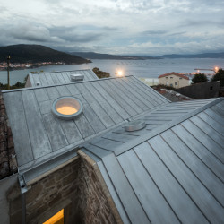 Rekonstrukce a dostavba rodinného domu v Muros, fuertes-penedo arquitectos