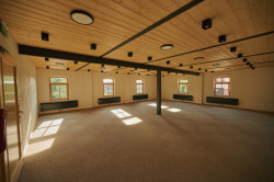 Huť Marie, Architektura s.r.o.: Další dva menší sály jsou ještě v prvním patře