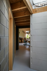 Dům Hexagon, GutGut/ Štefan Polakovič, Lukáš Kordík. Foto: Nora a Jakub Čaprnkovci