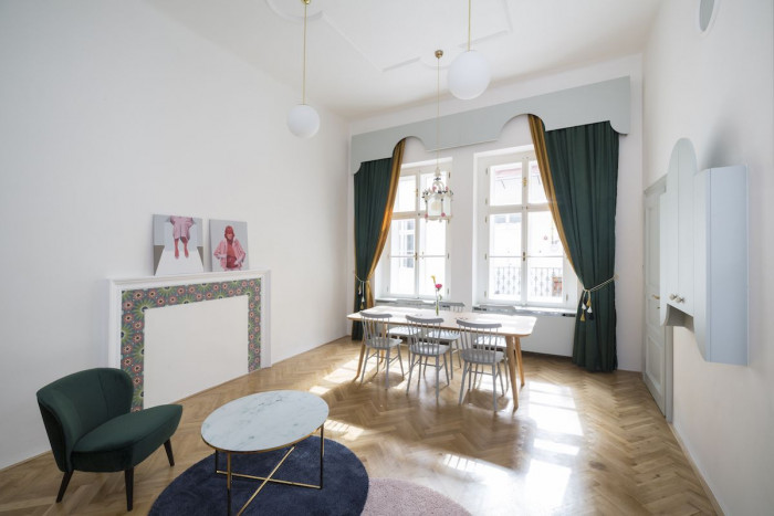 Rekonstrukce činžovního bytu s pavlačí, No Architects