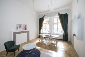 Rekonstrukce činžovního bytu s pavlačí, No Architects