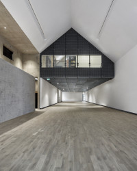 Konverze bývalé Zengerovy transformační stanice na Kunsthalle Praha od ateliéru Schindler Seko Architects