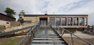 Výstupní stanice lanové dráhy na Pustevnách, Kamil Mrva Architects