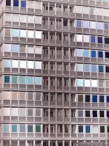 Ve čtvrtek 2. března se v nových prostorách Technologického centra UMPRUM Mikulandská uskuteční dialog architekta Thomase Burlona a umělce Bernda Trasbergera