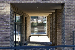 V pražských Jinonicích roste nová rezidenční čtvrť. Nabídne na 500 bytů, kancelářské prostory a občanskou vybavenost. (na obrázku kancelářské budovy Legatica a Metalica)