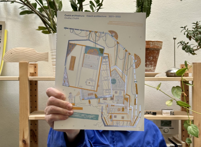 Ročenku české architektury 2021-2022 sestavil Ondřej Chybík.