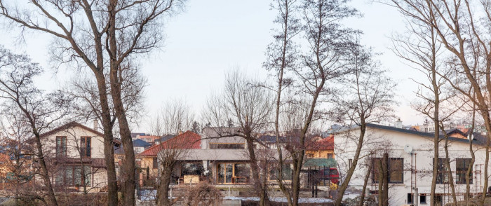 Dům se světlíkem, Atelier 11