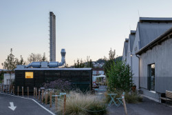 Přestavba Vindyšovy továrny na Ski a Bike Centrum Radotín, VLLNNA + Martin Duba studio/ Ing. arch. Petr Šindelář, Ing. arch. Martin Duba, Ing. arch. Hana Davidová