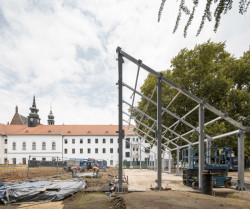 Architekti ze studia Chybík + Krištof obnovili slavný Mendelův skleník v Brně