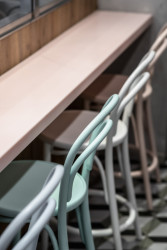 Interiér cukrárny Povidloň v Lipně nad Vltavou od studia A8000