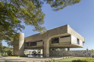 Revitalizace brutalistního domu v Brasílii, Arquitécnika