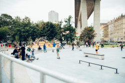 Hlavní architektka ateliéru LOXIA architects navrhla nové sportovní a volnočasové plochy pod pražským Nuselským mostem