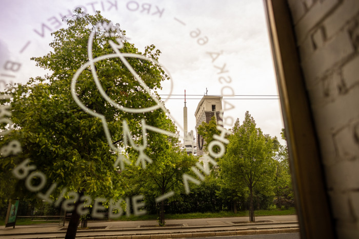 Bistro a rotisserie Kro Kitchen, NEUHÄUSL HUNAL