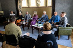 Tisková konferene za účasti investora, přdstavitelů města a architektky Evy Jiřičné