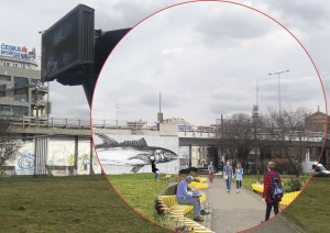 5.	Florenc. Stačí několik snadných opatření – odstranit billboard, upravit zeď a doplnit lavičky – a místo je rázem více městem než okolím dálničního nadjezdu.