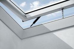 Okna do ploché střechy VELUX - foto