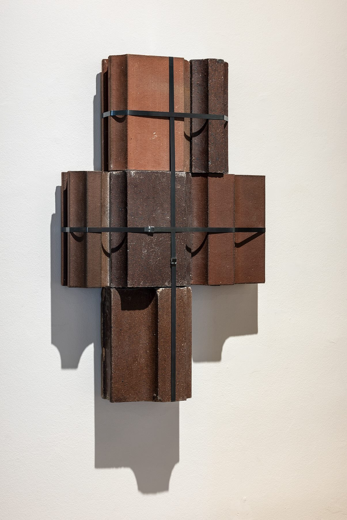 Andreas Fogarasi, Devět staveb, odstrojeno (InterContinental Praha), 2021-2024, MUO