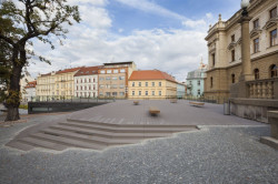 KB Král, Proměna okolí Divadla J.K.Tyla v Plzni - foto