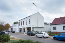 Spolkový dům Ratíškovice, Létající inženýři, foto