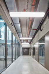 Nové technologické centrum UMPRUM s osvětlením značky Zumtobel