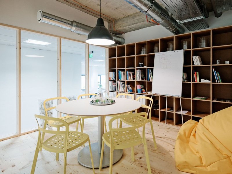 JRKVC, NEU / Office – foto