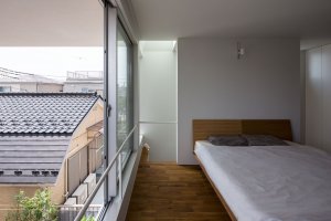 Takuro Yamamoto, Malý dům s velkou terasou - foto